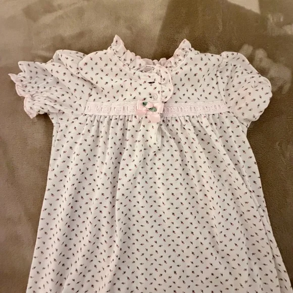 Laura Dale Pink Rosebud Traditional Peignoir Set - Picture 5 of 8